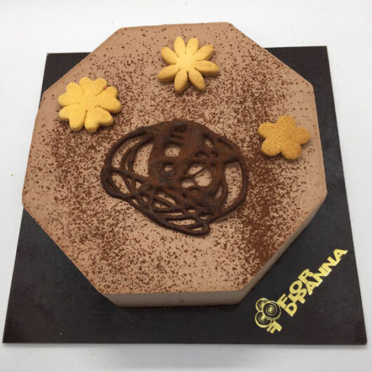 torta-LaClassica-FiordipannaBollate-gelateria-pasticceria-domicilio